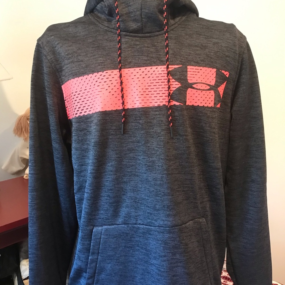 NEW Under Armor men’s sweat shirt size large